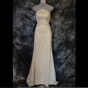 Angela & Alison - 81121 - Size 10 - Gold